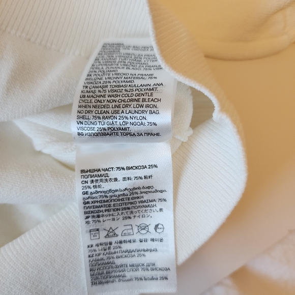 Creamy Beaded Neck Sweater Small - Picture 13 of 16